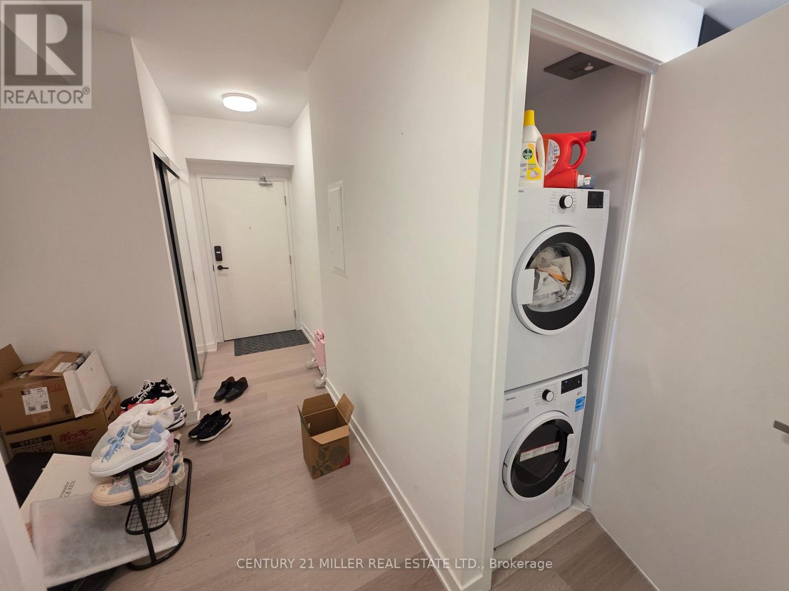 3801 - 3883 Quartz Road, Mississauga, Ontario  L5B 0M4 - Photo 9 - W12990406