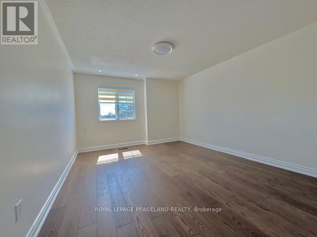 5439 Planters Wood Court, Mississauga, Ontario  L5M 5V6 - Photo 17 - W12990424