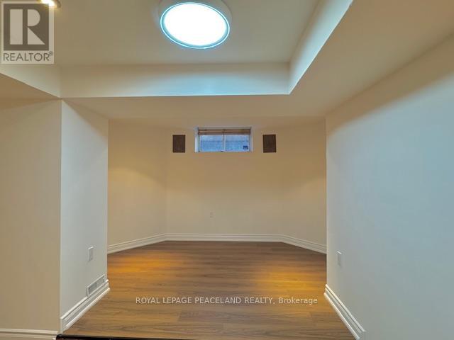 5439 Planters Wood Court, Mississauga, Ontario  L5M 5V6 - Photo 24 - W12990424