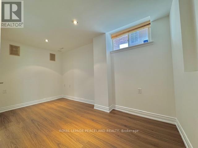 5439 Planters Wood Court, Mississauga, Ontario  L5M 5V6 - Photo 27 - W12990424