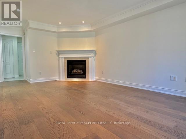 5439 Planters Wood Court, Mississauga, Ontario  L5M 5V6 - Photo 6 - W12990424