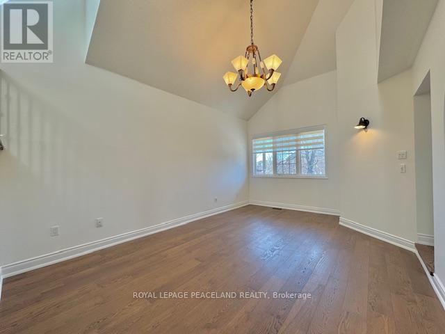 5439 Planters Wood Court, Mississauga, Ontario  L5M 5V6 - Photo 8 - W12990424