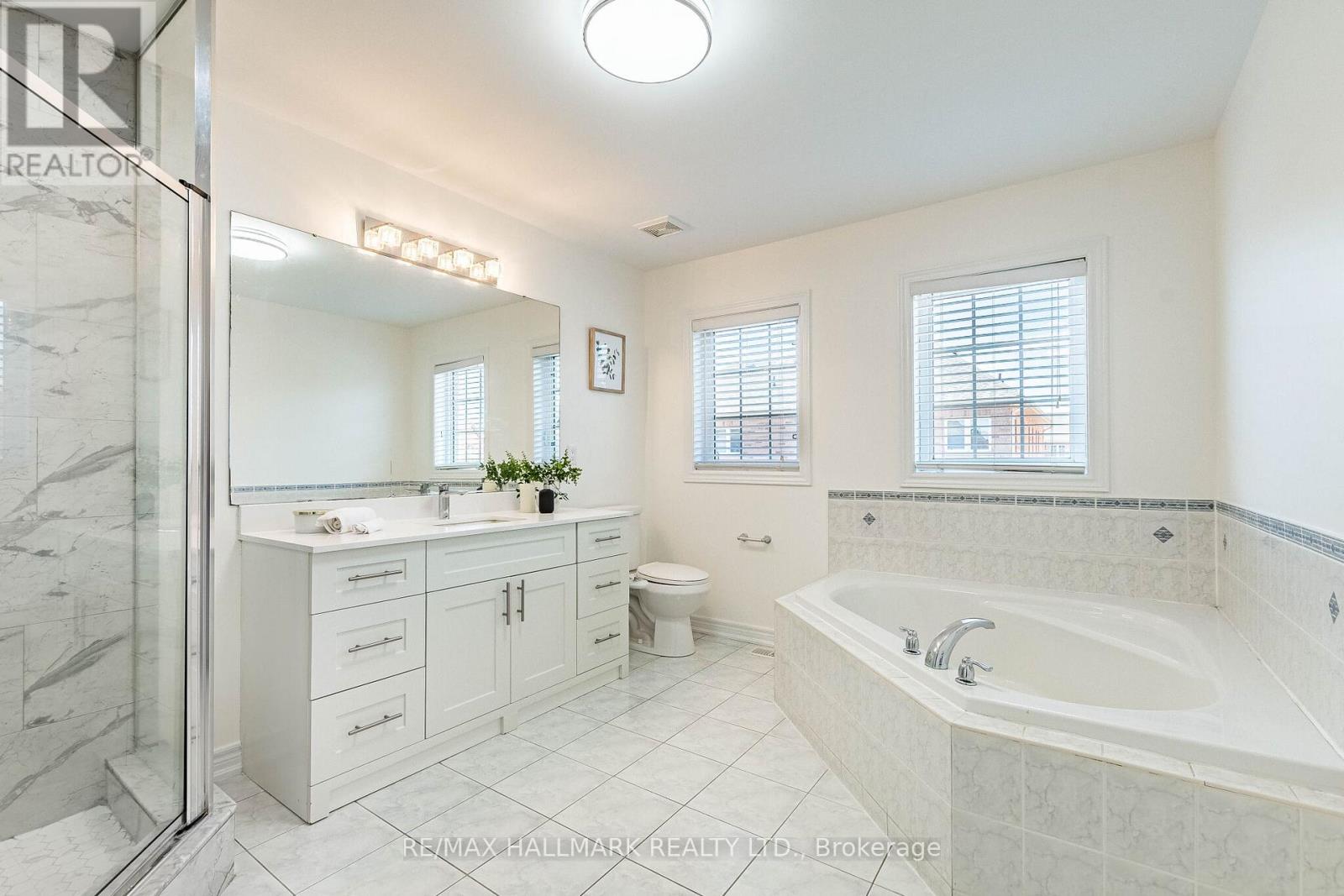 4 Callalily Road, Brampton, Ontario  L7A 0M1 - Photo 28 - W12990466