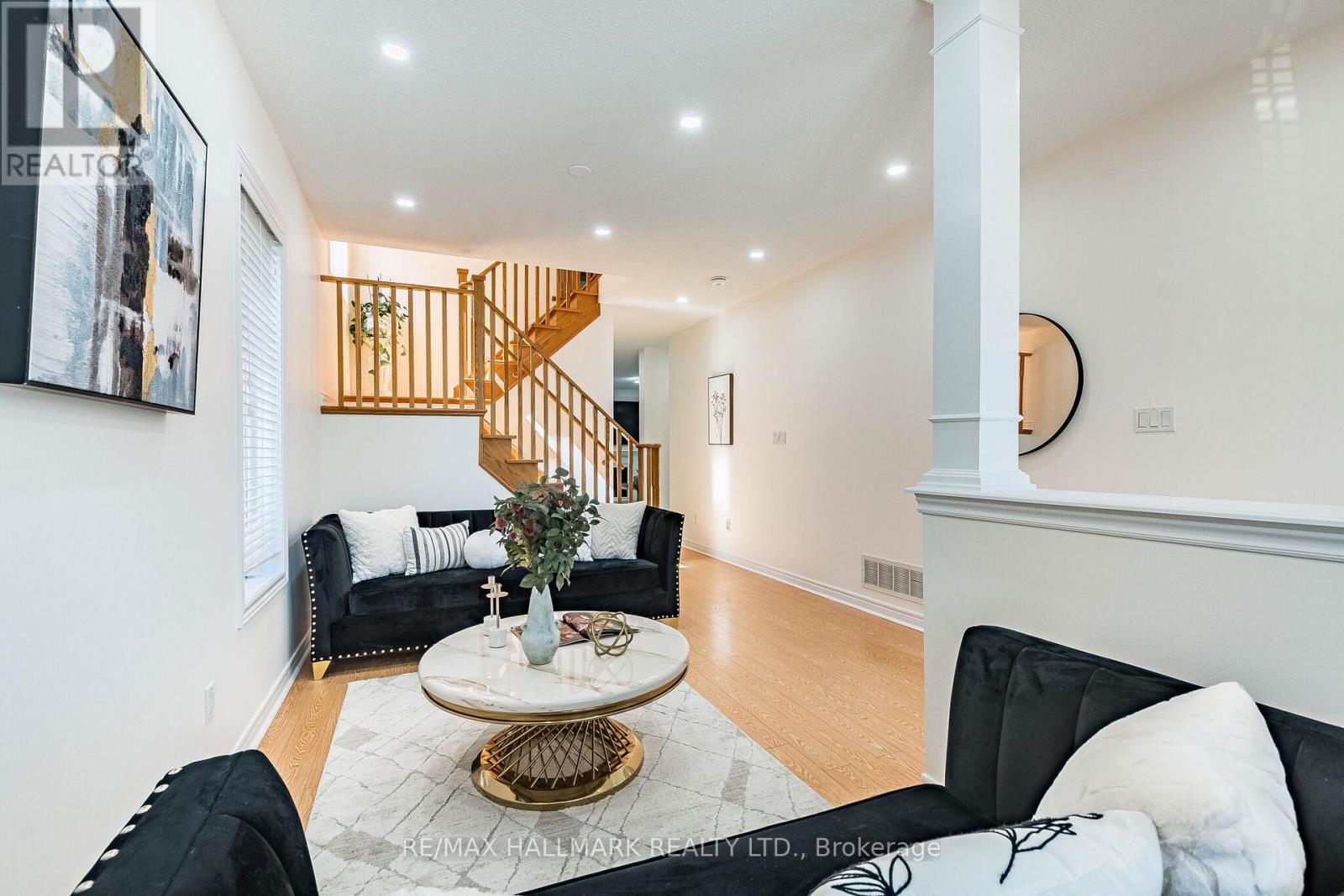 4 Callalily Road, Brampton, Ontario  L7A 0M1 - Photo 8 - W12990466