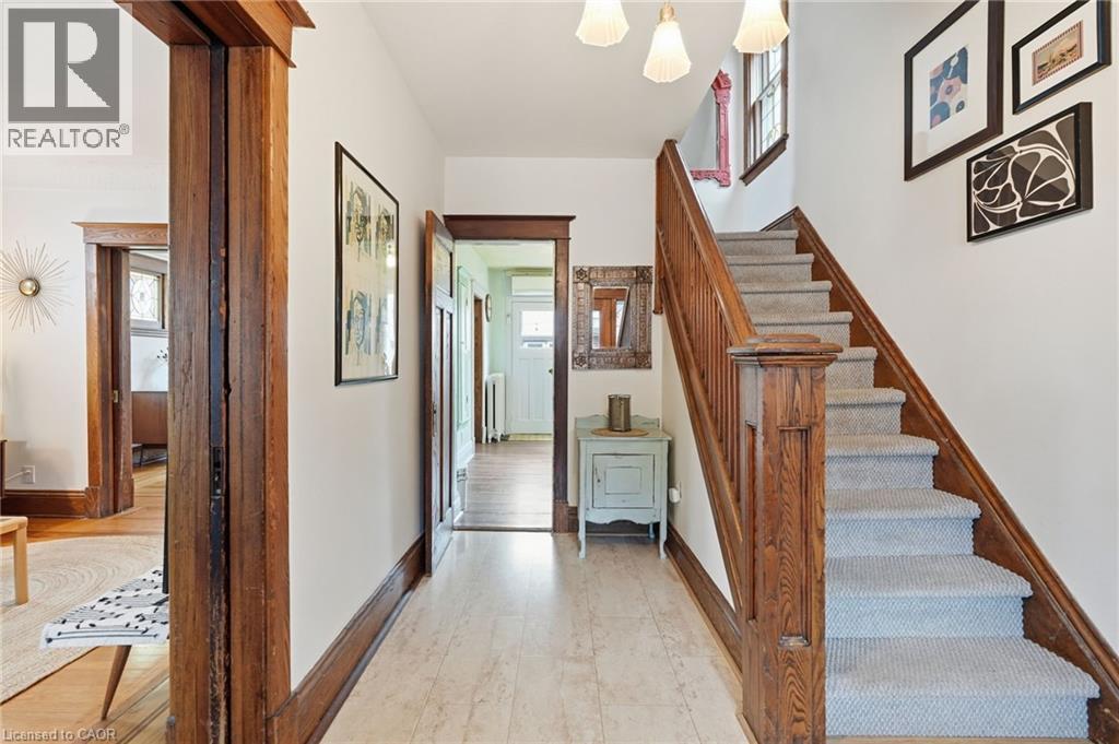 1 Rutherford Avenue, Hamilton, Ontario  L8M 1Y3 - Photo 14 - 40816262