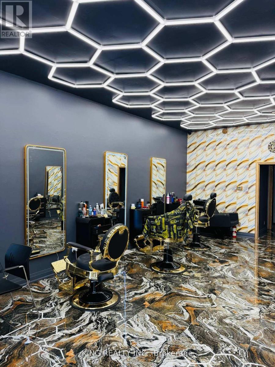 440 Hamilton Road, London East, Ontario  N5Z 1R9 - Photo 2 - X12990102