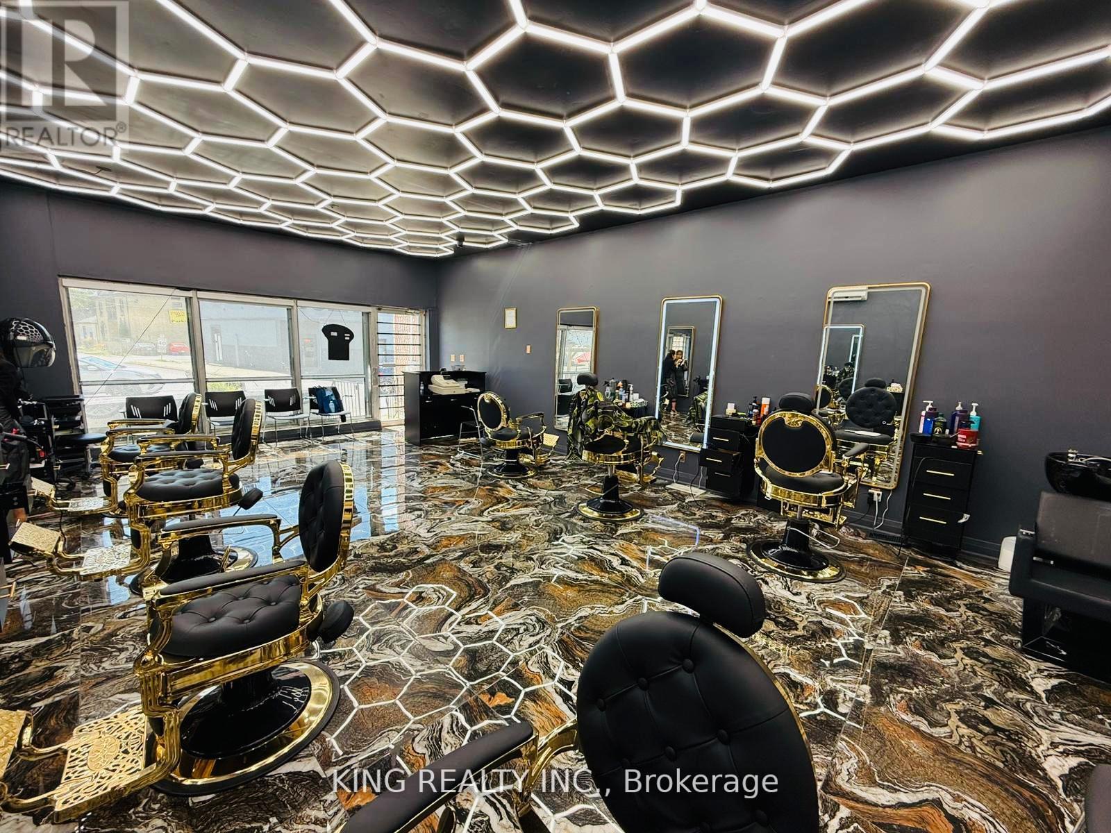 440 Hamilton Road, London East, Ontario  N5Z 1R9 - Photo 3 - X12990102