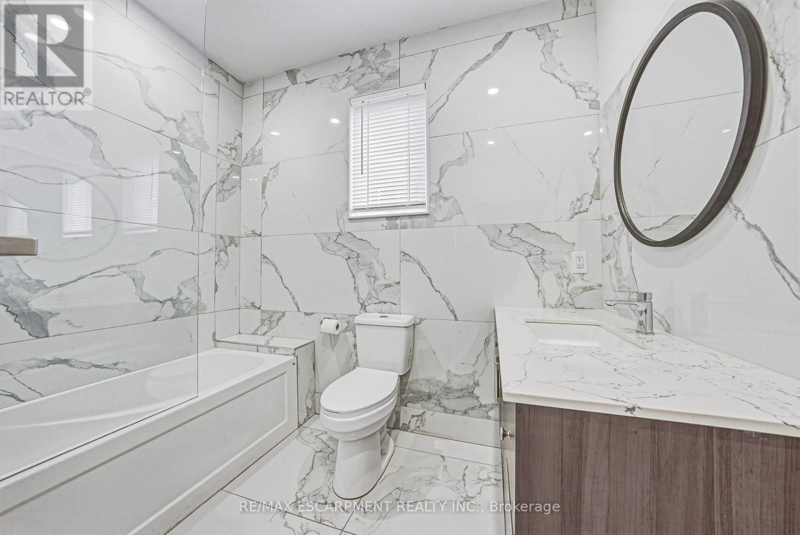 68 Vansitmart Avenue N, Hamilton, Ontario  L8H 3A5 - Photo 17 - X12990228