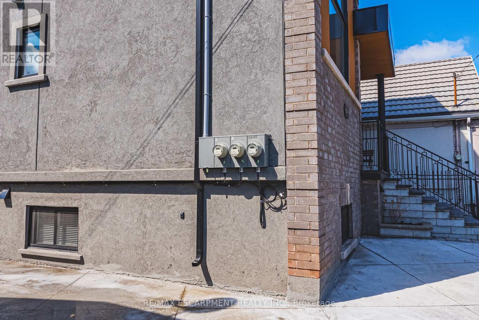 68 Vansitmart Avenue N, Hamilton, Ontario  L8H 3A5 - Photo 45 - X12990228