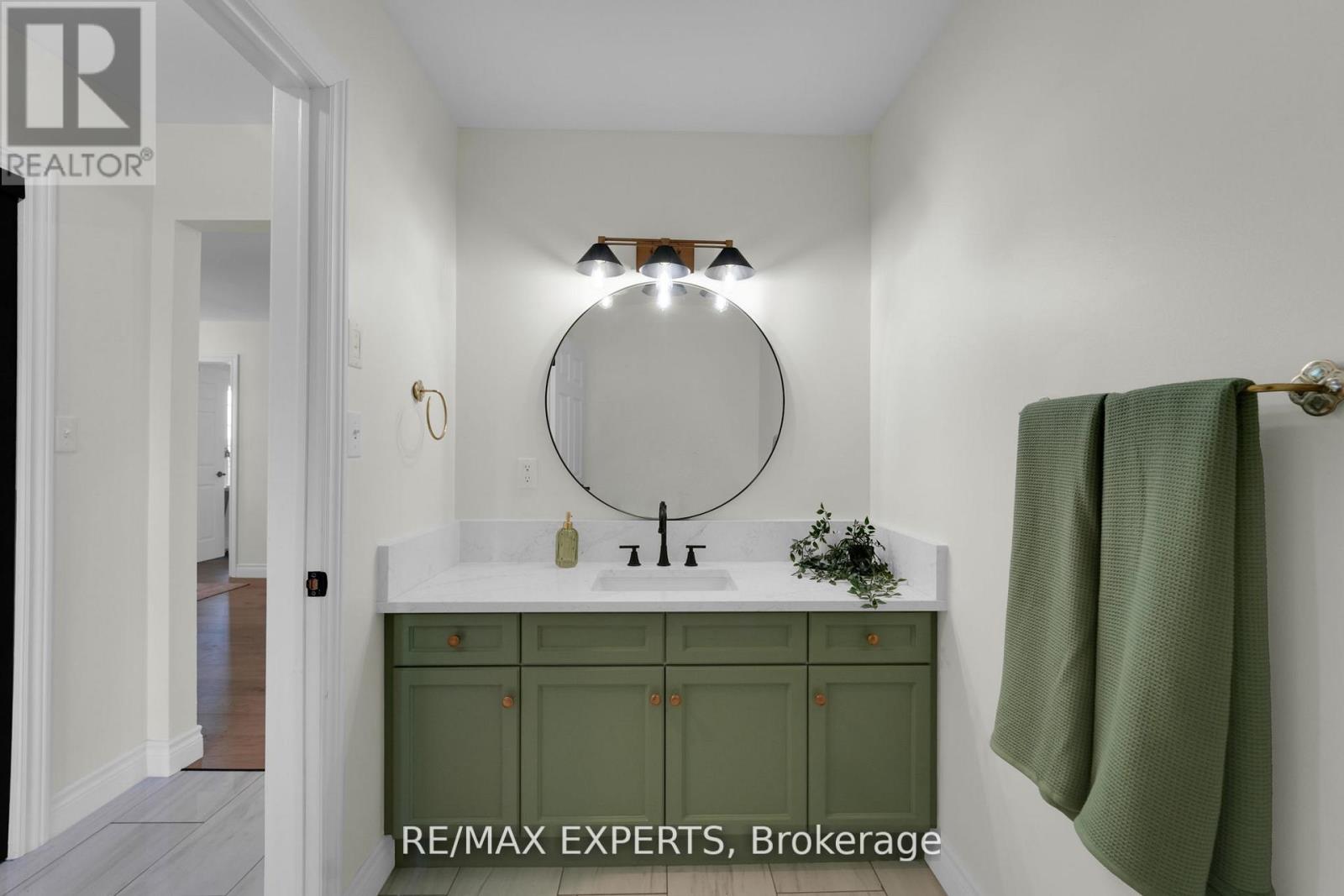 46 Scenic Drive, Mapleton, Ontario  N0G 1P0 - Photo 27 - X12990324