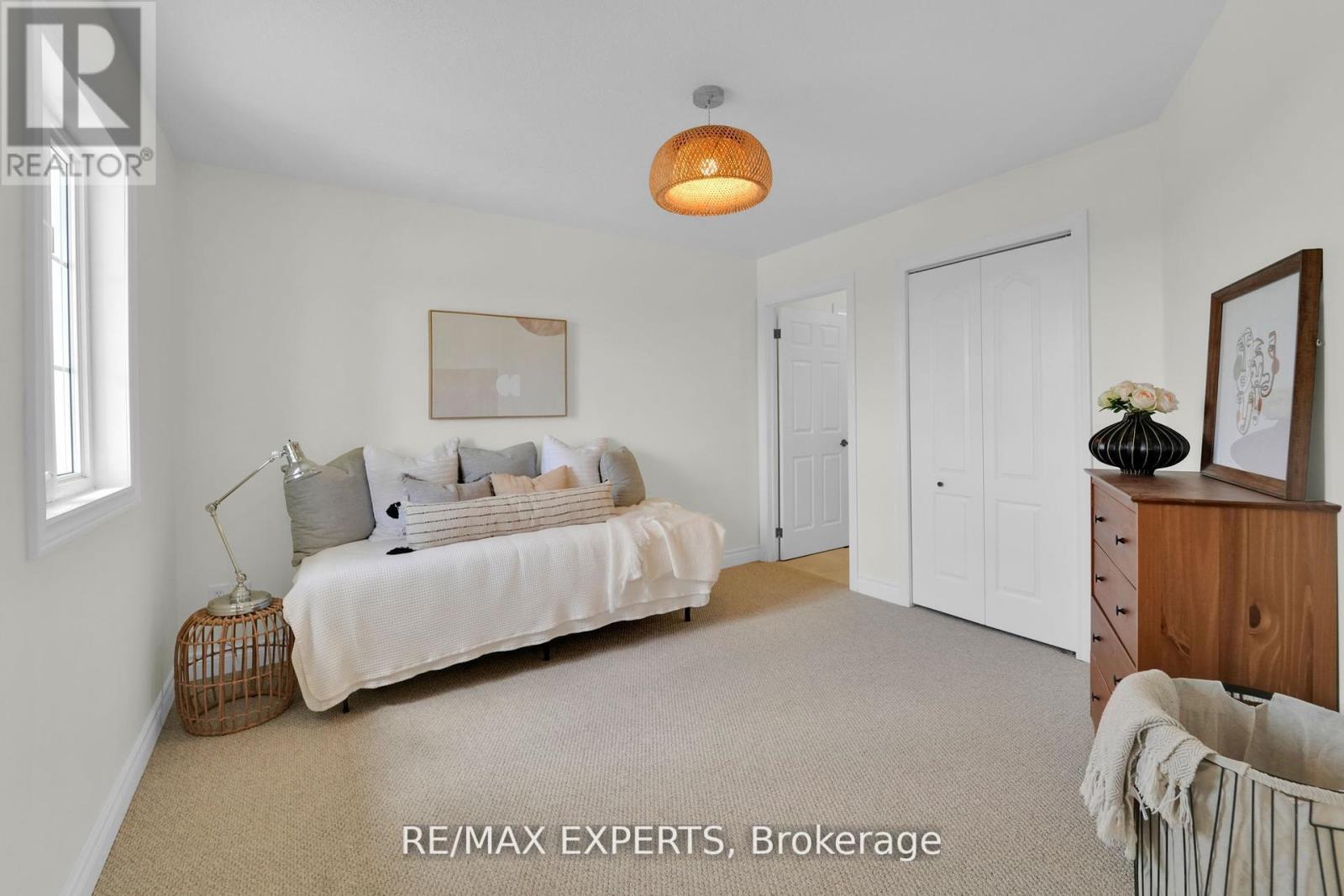 46 Scenic Drive, Mapleton, Ontario  N0G 1P0 - Photo 30 - X12990324