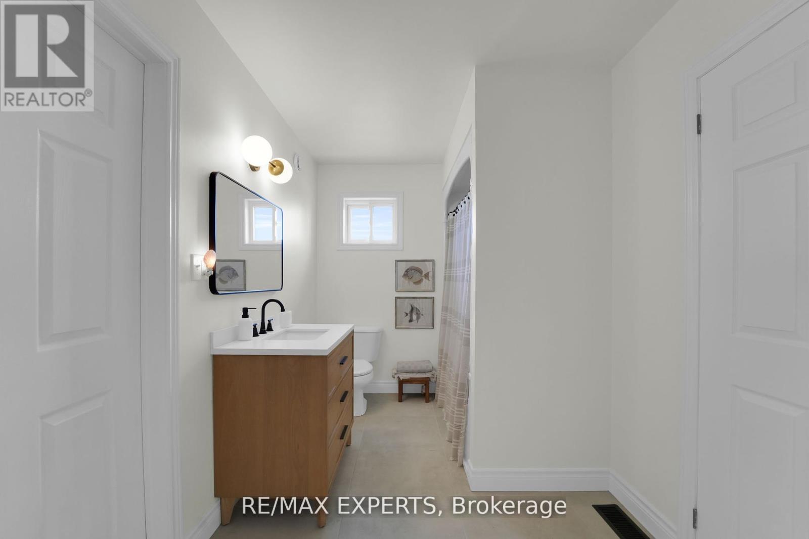 46 Scenic Drive, Mapleton, Ontario  N0G 1P0 - Photo 33 - X12990324