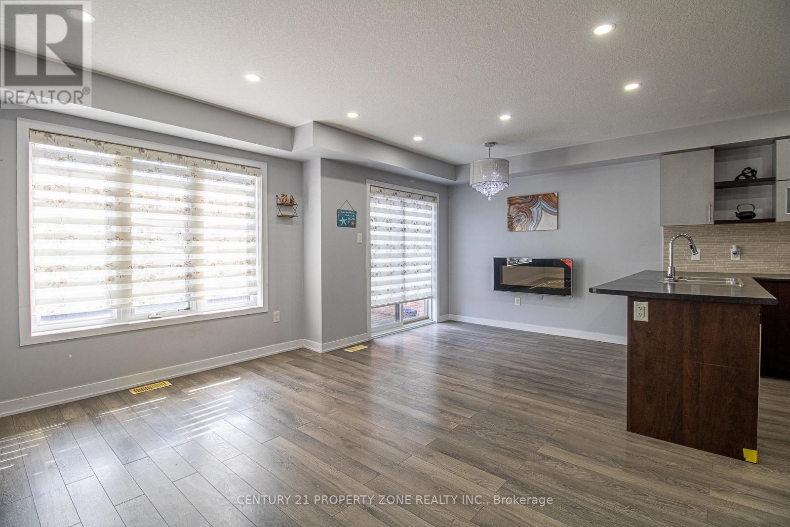 144 Crafter Crescent, Hamilton, Ontario  L8J 0H8 - Photo 12 - X12990438