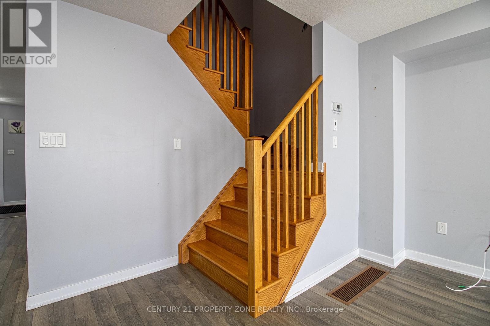 144 Crafter Crescent, Hamilton, Ontario  L8J 0H8 - Photo 17 - X12990438