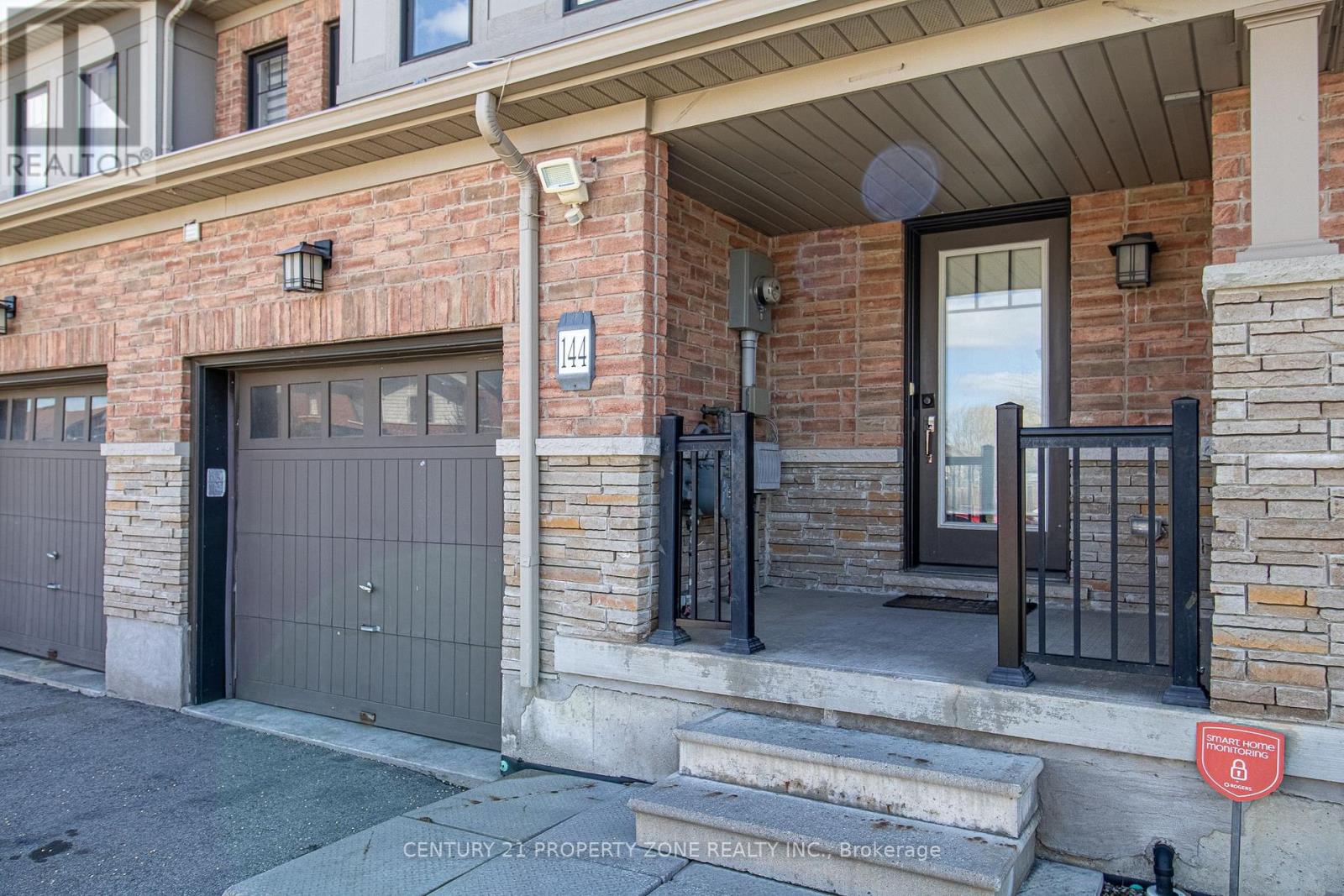 144 Crafter Crescent, Hamilton, Ontario  L8J 0H8 - Photo 3 - X12990438