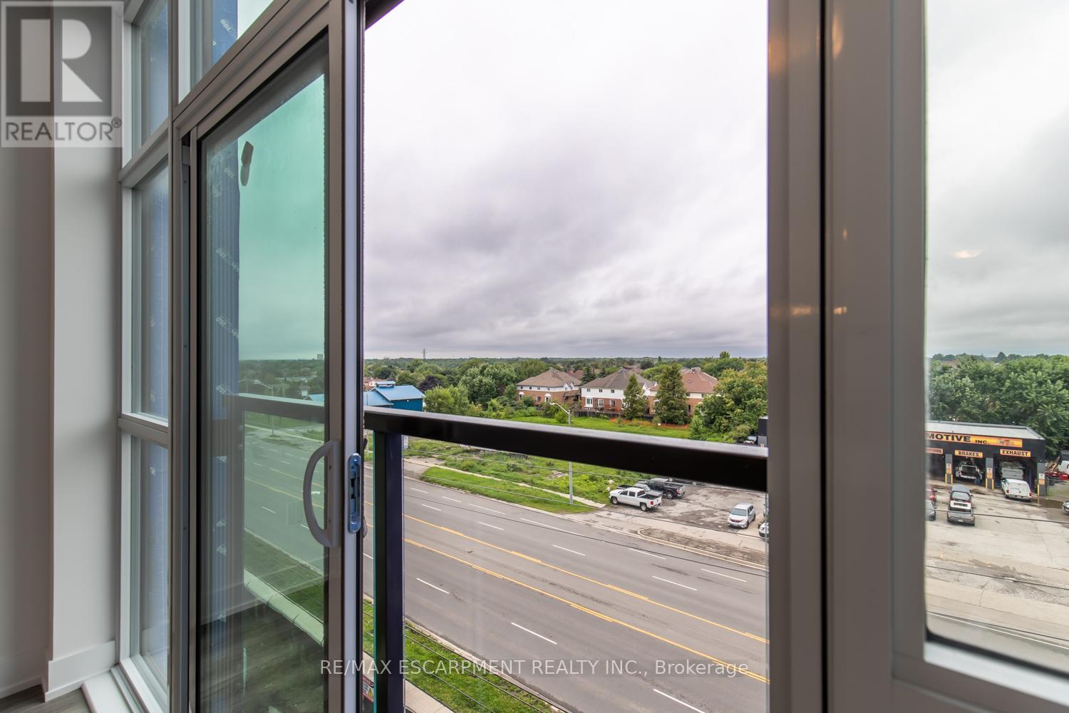 504 - 460 Dundas Street, Hamilton, Ontario  L8B 2A5 - Photo 14 - X12990470