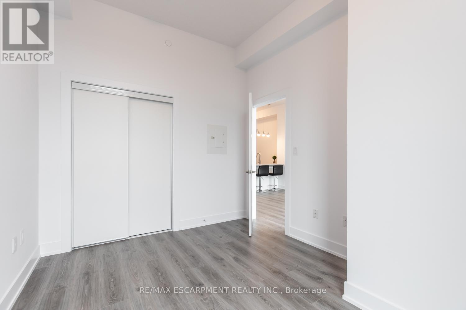 504 - 460 Dundas Street, Hamilton, Ontario  L8B 2A5 - Photo 15 - X12990470