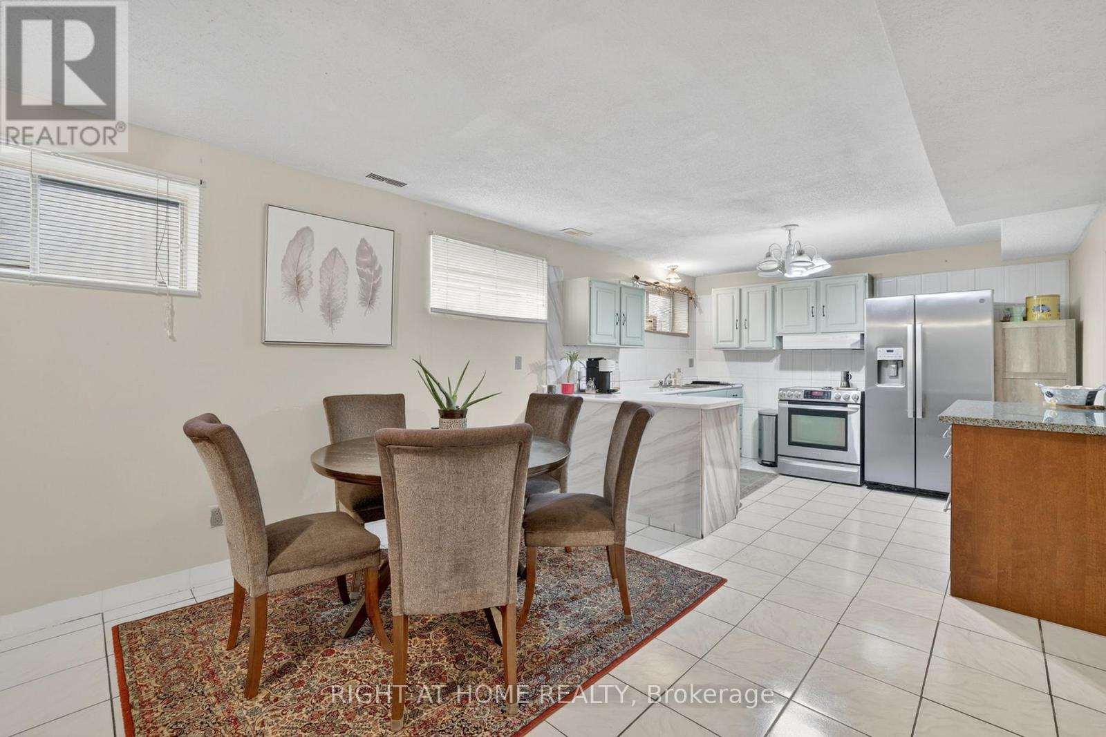 56 Birch Avenue, Richmond Hill (South Richvale), Ontario  L4C 6C6 - Photo 21 - N12982504