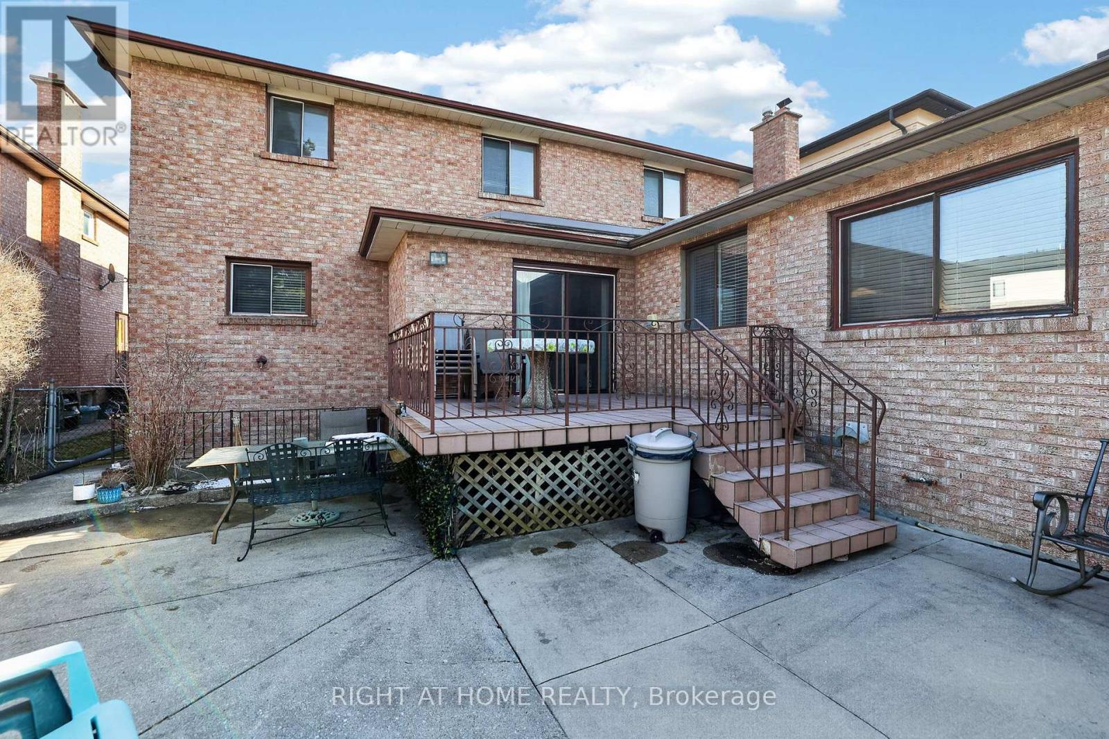 56 Birch Avenue, Richmond Hill (South Richvale), Ontario  L4C 6C6 - Photo 31 - N12982504