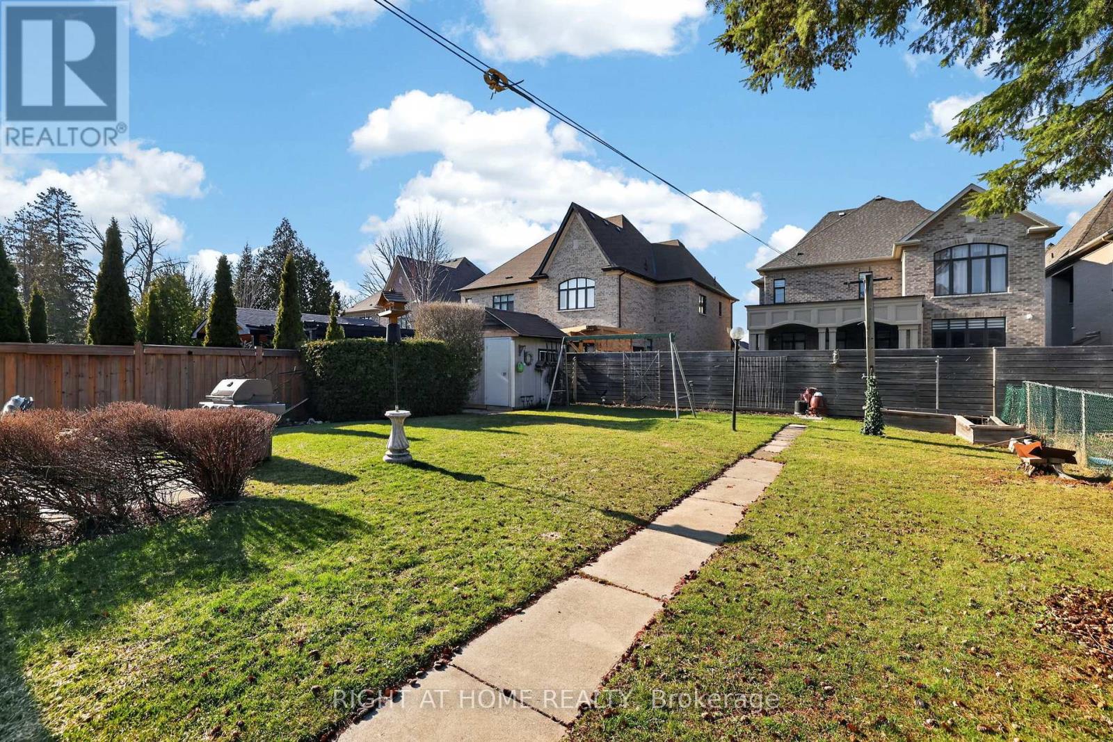 56 Birch Avenue, Richmond Hill (South Richvale), Ontario  L4C 6C6 - Photo 33 - N12982504