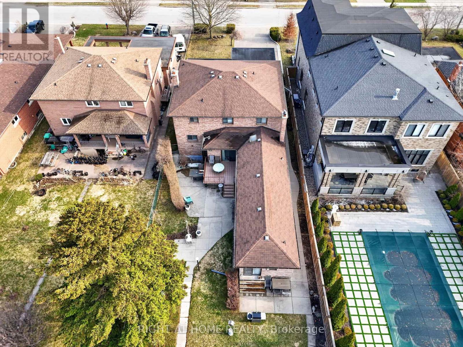 56 Birch Avenue, Richmond Hill (South Richvale), Ontario  L4C 6C6 - Photo 44 - N12982504