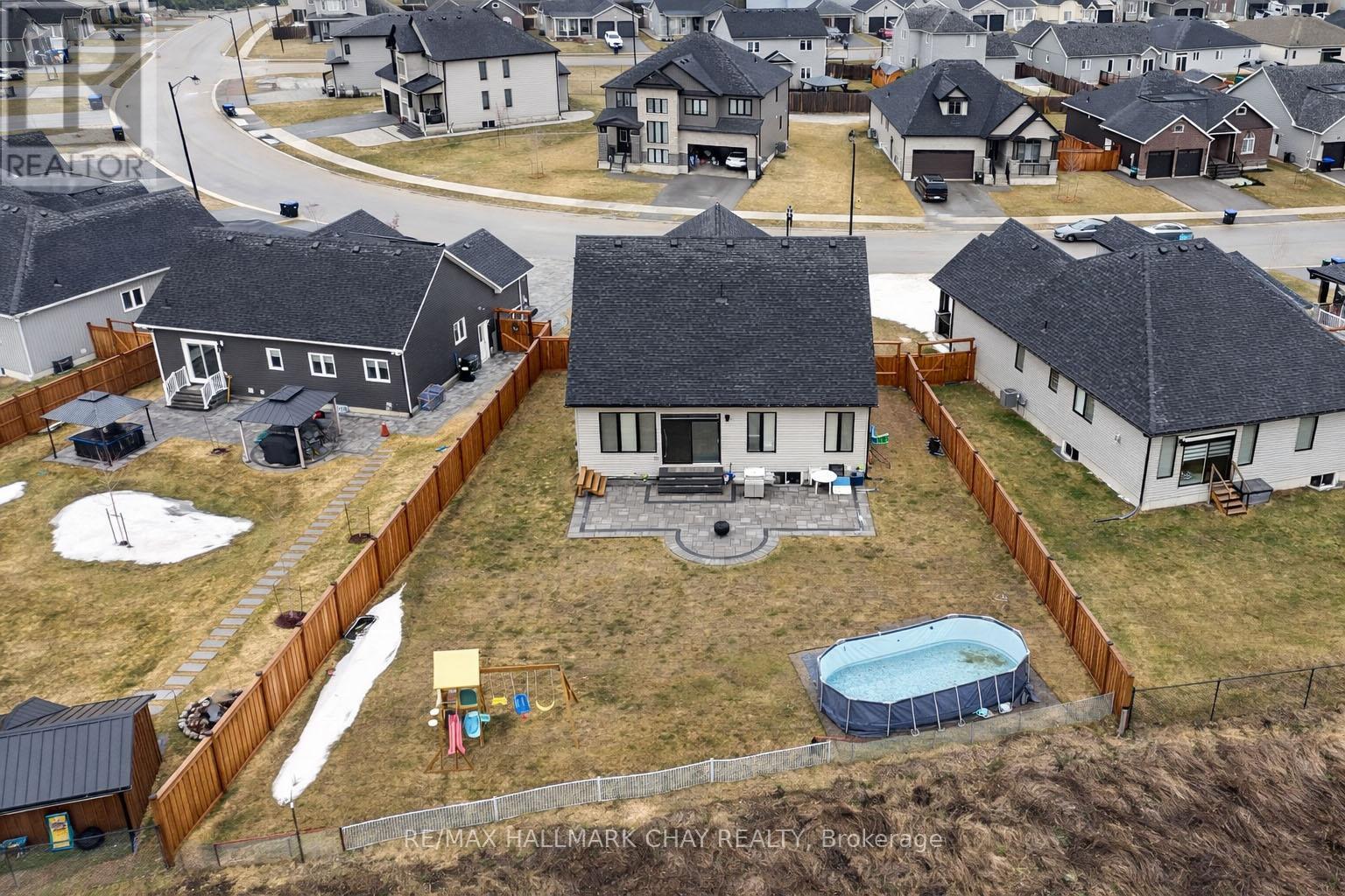 47 Allenwood Road, Springwater, Ontario  L0L 1P0 - Photo 4 - S12962628