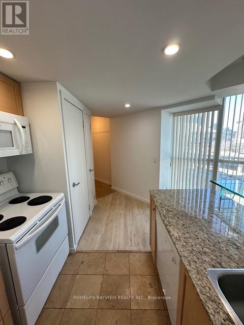 701 - 208 Queens Quay W, Toronto, Ontario  M5J 2Y5 - Photo 12 - C12968766