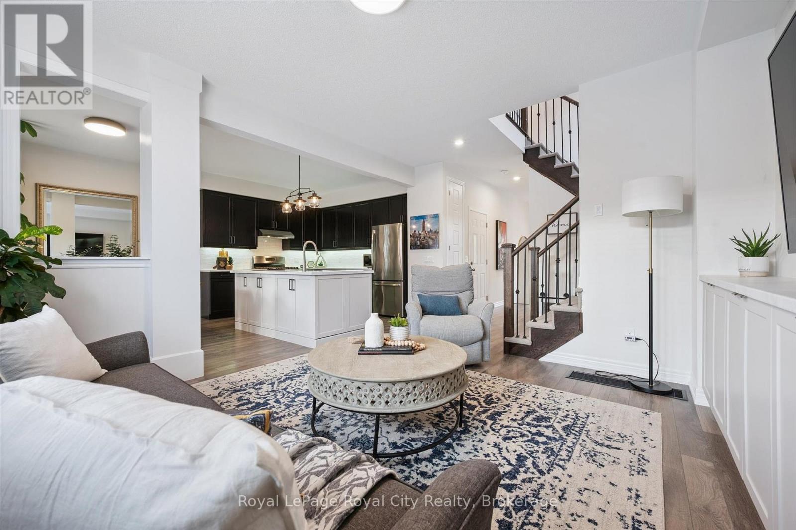 98 Kay Crescent, Centre Wellington, Ontario  N1M 0G2 - Photo 15 - X12990536