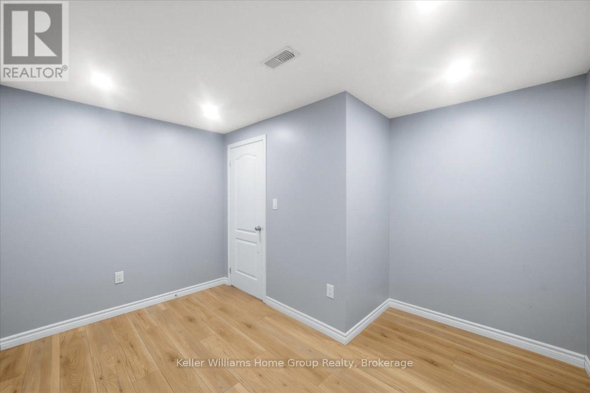 Lower - 24 Baintree Way, Cambridge, Ontario  N1T 2H3 - Photo 15 - X12990590