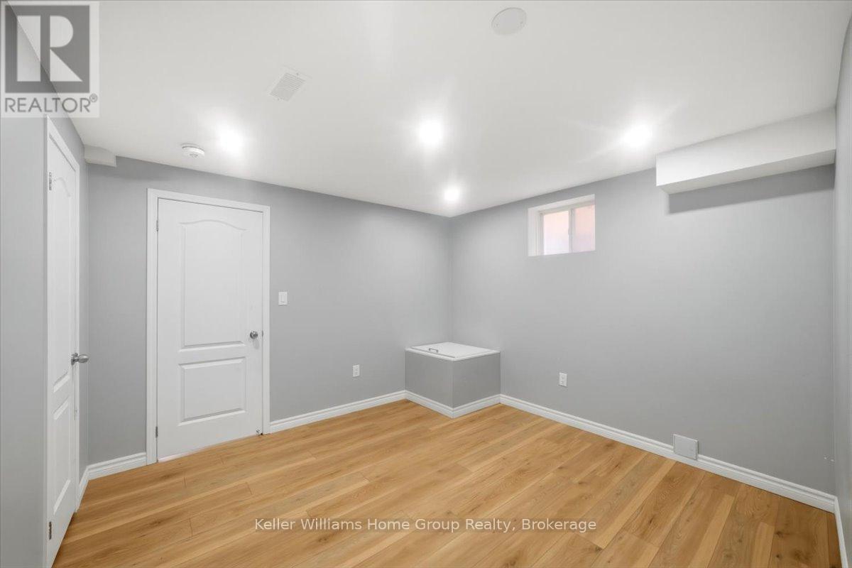 Lower - 24 Baintree Way, Cambridge, Ontario  N1T 2H3 - Photo 16 - X12990590