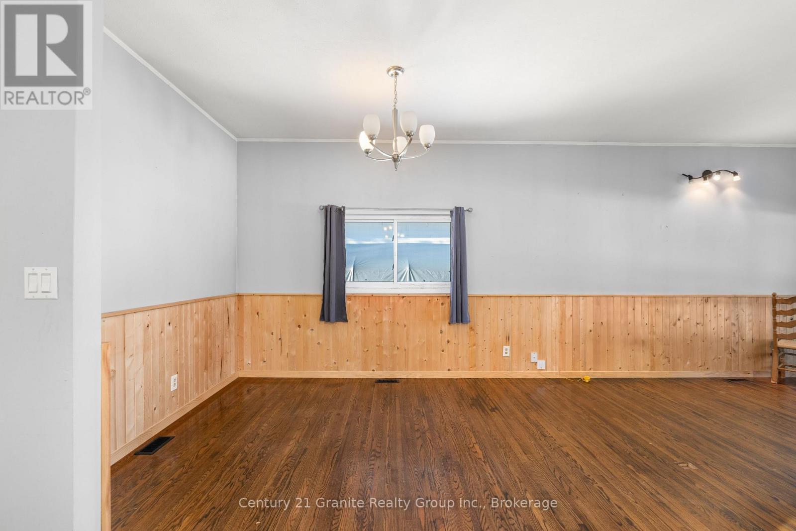 37 Mckay Street, Minden Hills, Ontario  K0M 2K0 - Photo 11 - X12990628