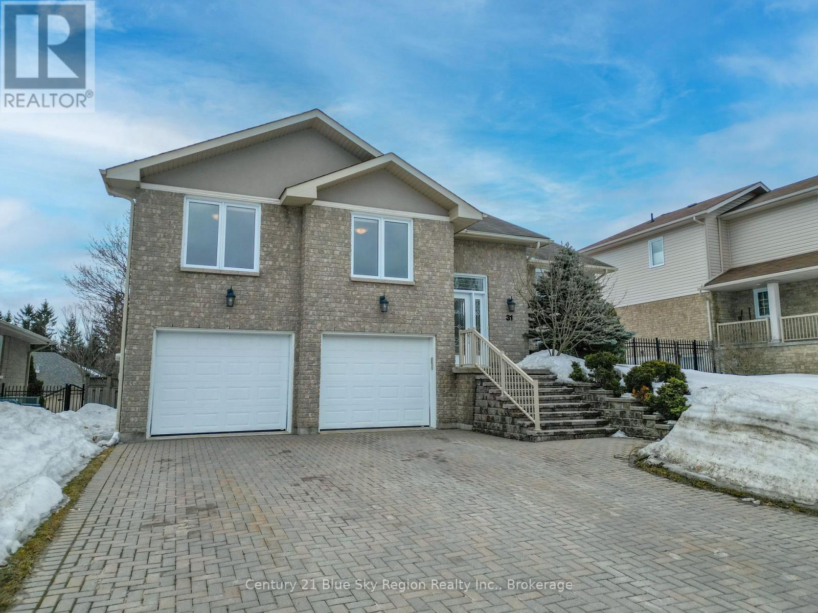 31 Vermont Crescent, North Bay, Ontario  P1C 1L5 - Photo 2 - X12990710