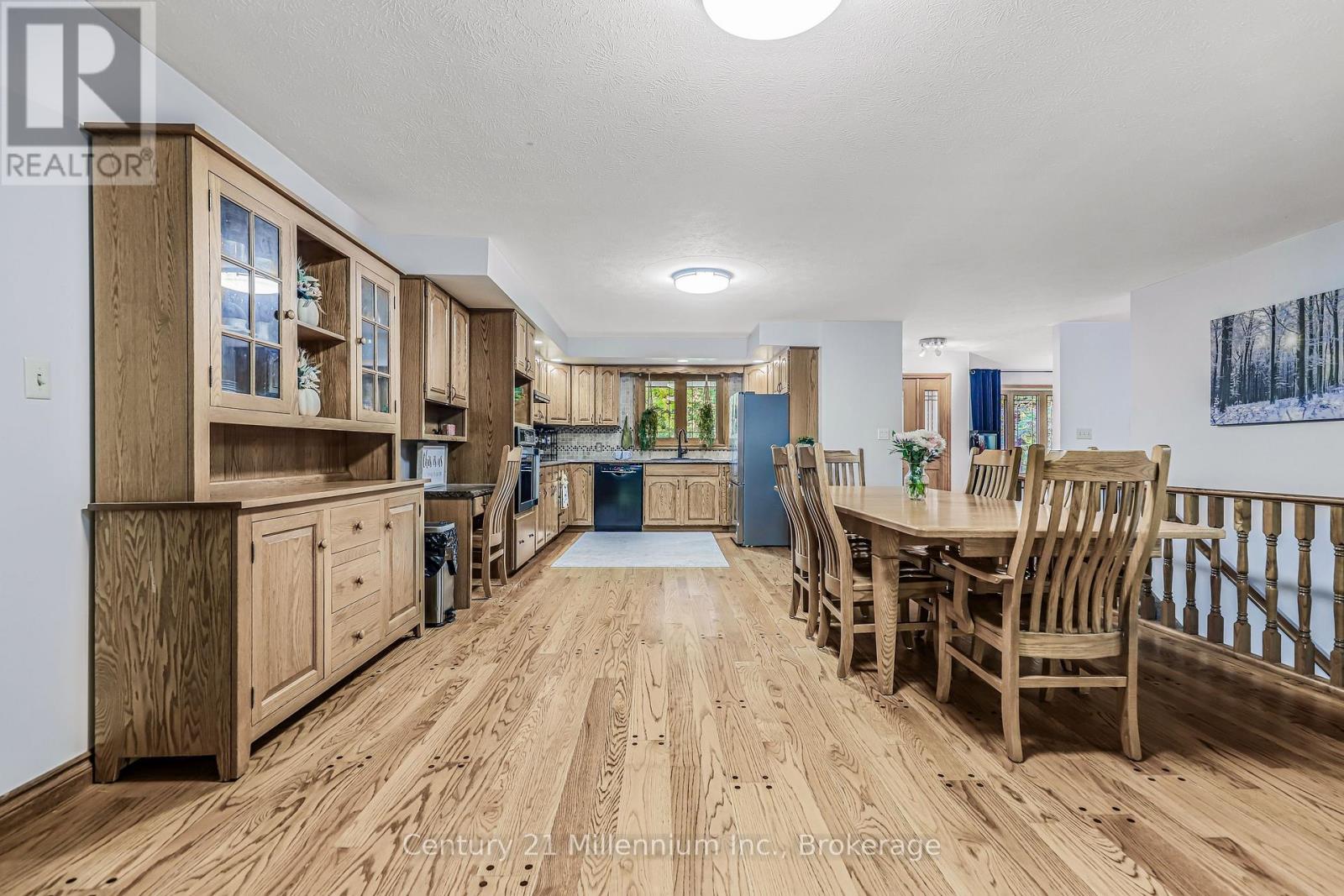 34 Southampton Parkway, South Bruce Peninsula, Ontario  N0H 2G0 - Photo 23 - X12990692