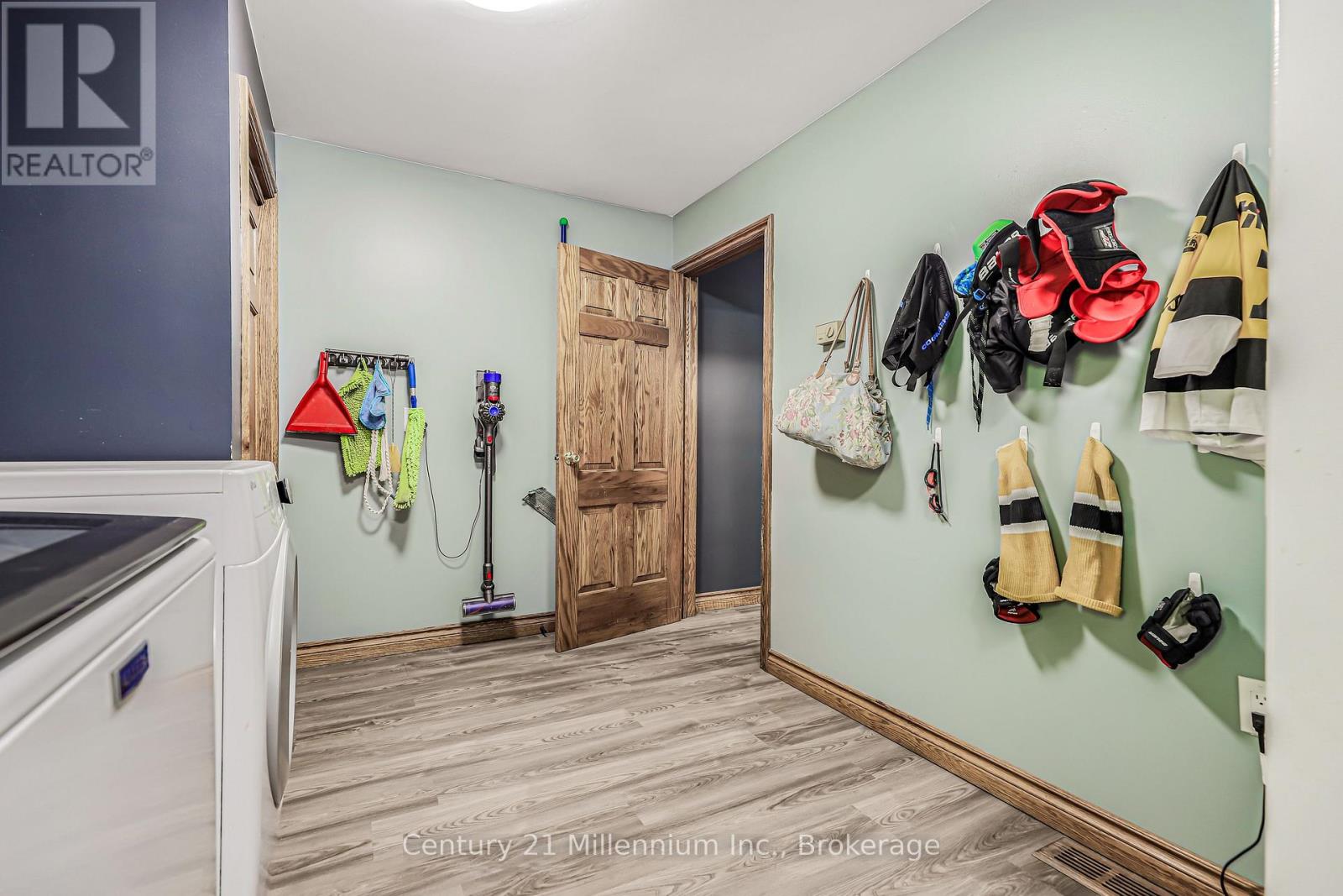 34 Southampton Parkway, South Bruce Peninsula, Ontario  N0H 2G0 - Photo 38 - X12990692