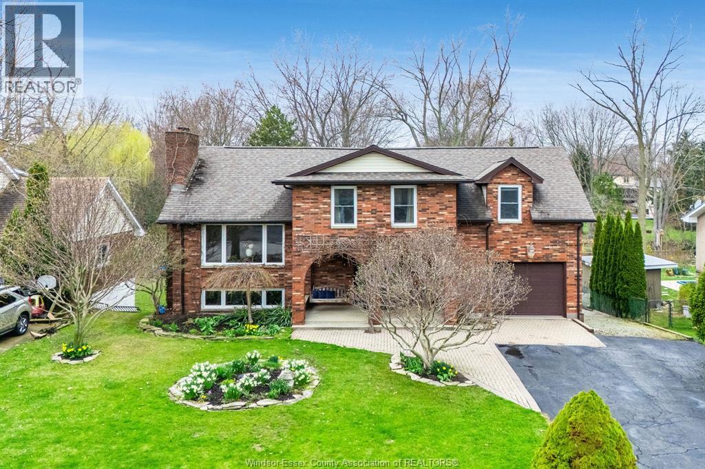 122 Augustine, kingsville, Ontario