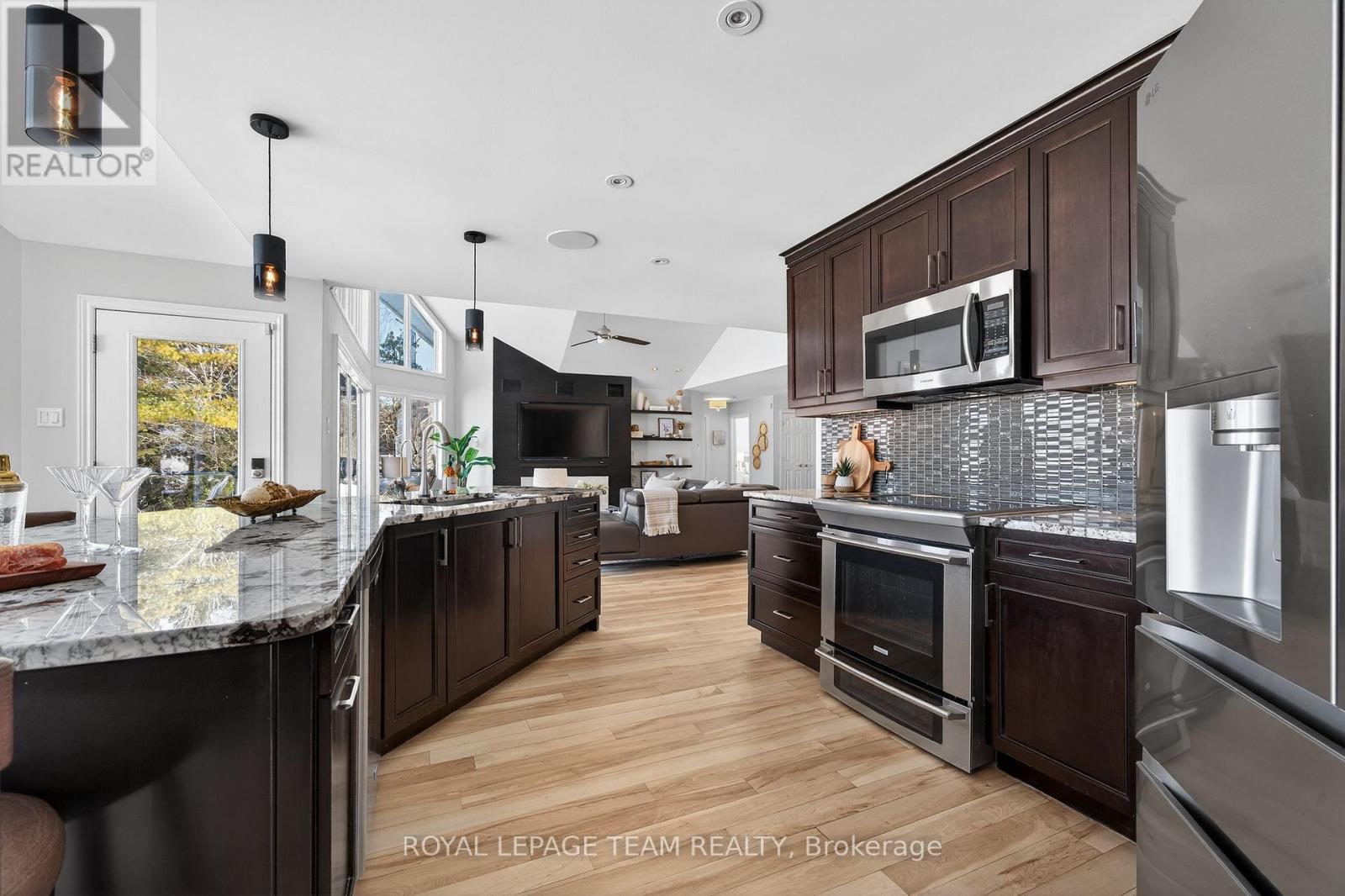 3778 Armitage Avenue, Ottawa, Ontario  K0A 1T0 - Photo 23 - X12950264