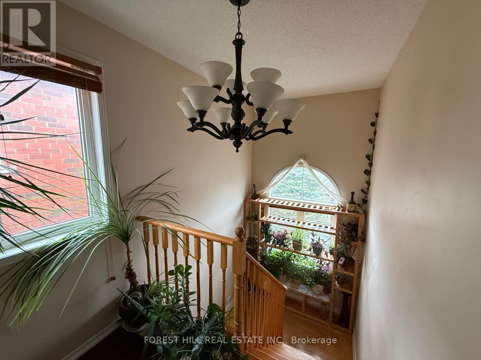 54 Timberview Drive, Vaughan, Ontario  L4J 8M3 - Photo 11 - N12984210