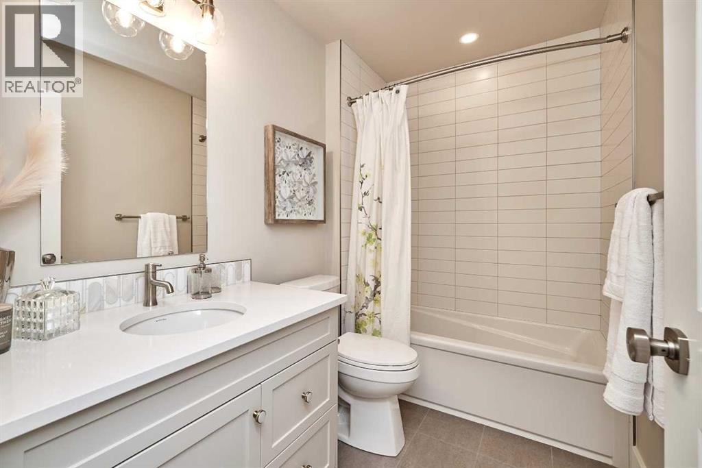 233 Rowmont Drive Nw, Calgary, Alberta  T3L 2N7 - Photo 19 - A2188198