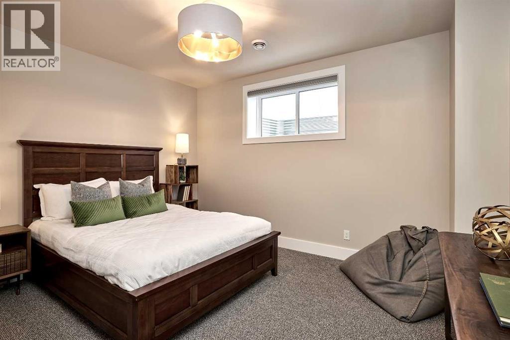 233 Rowmont Drive Nw, Calgary, Alberta  T3L 2N7 - Photo 24 - A2188198