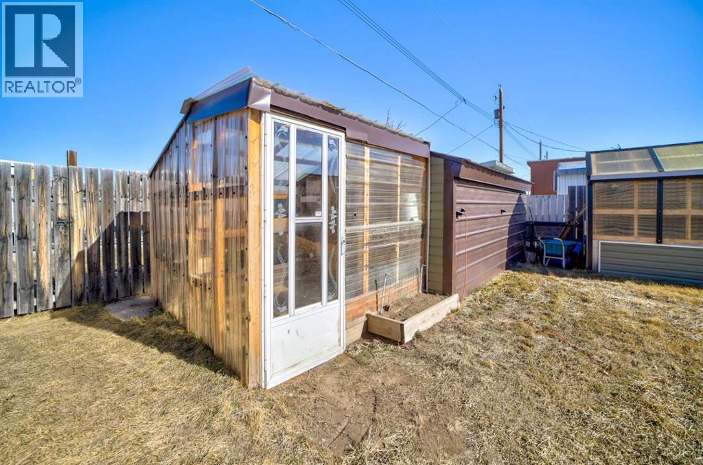 427 10 Street, Fort Macleod, Alberta  T0L 0Z0 - Photo 28 - A2291775