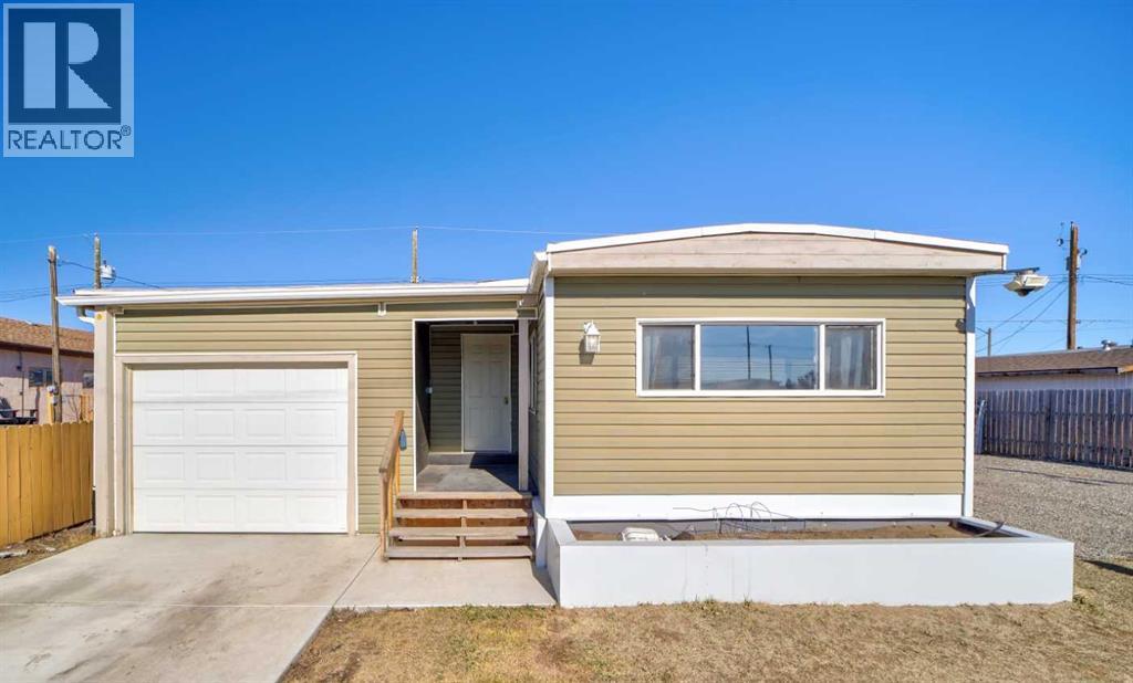 427 10 Street, Fort Macleod, Alberta