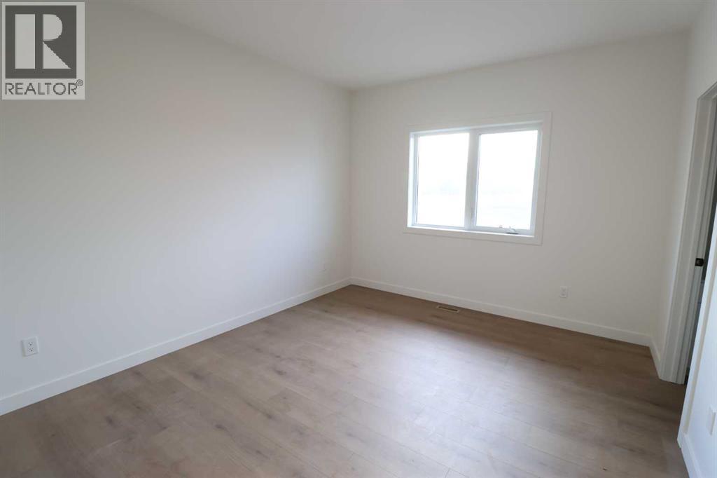 531 4 St, Vauxhall, Alberta  T0K 2K0 - Photo 5 - A2301001