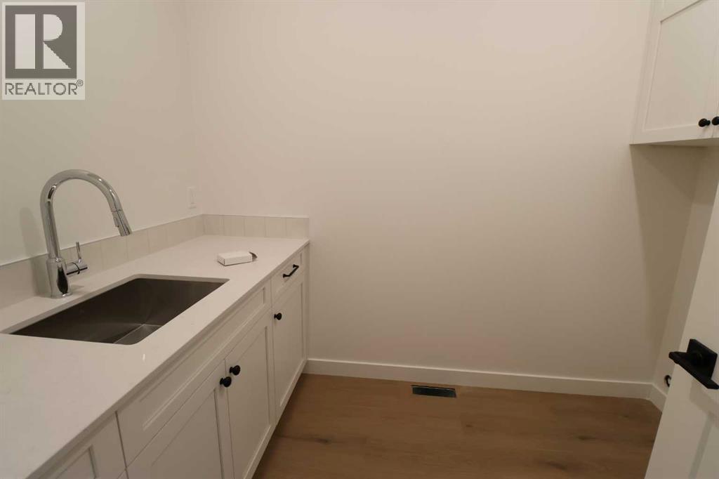 531 4 St, Vauxhall, Alberta  T0K 2K0 - Photo 11 - A2301001