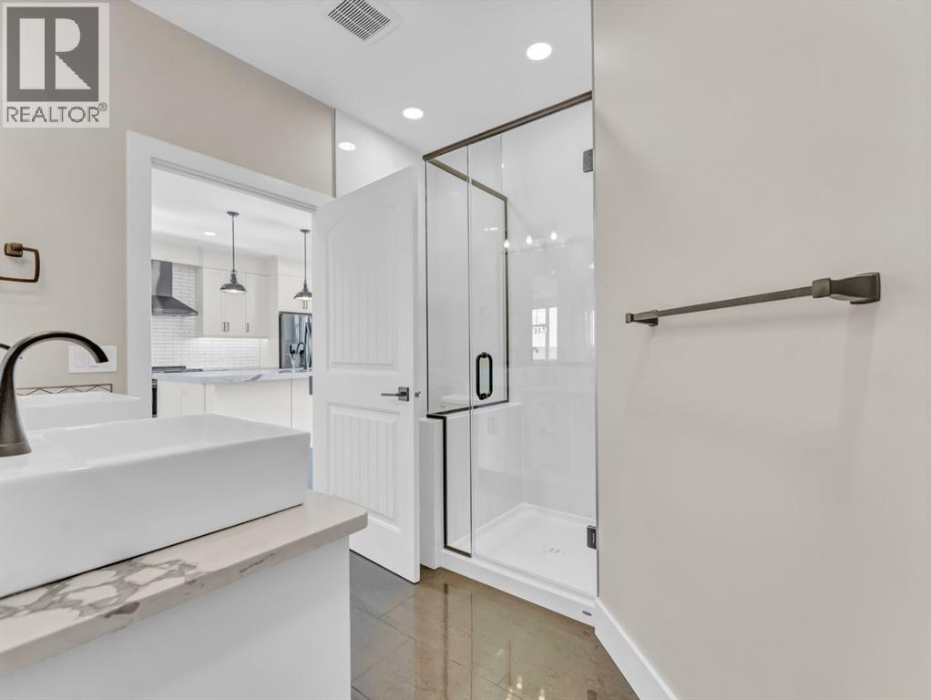 42 Palisades Lane NE, Medicine Hat, Alberta  T1C 2B4 - Photo 25 - A2299081