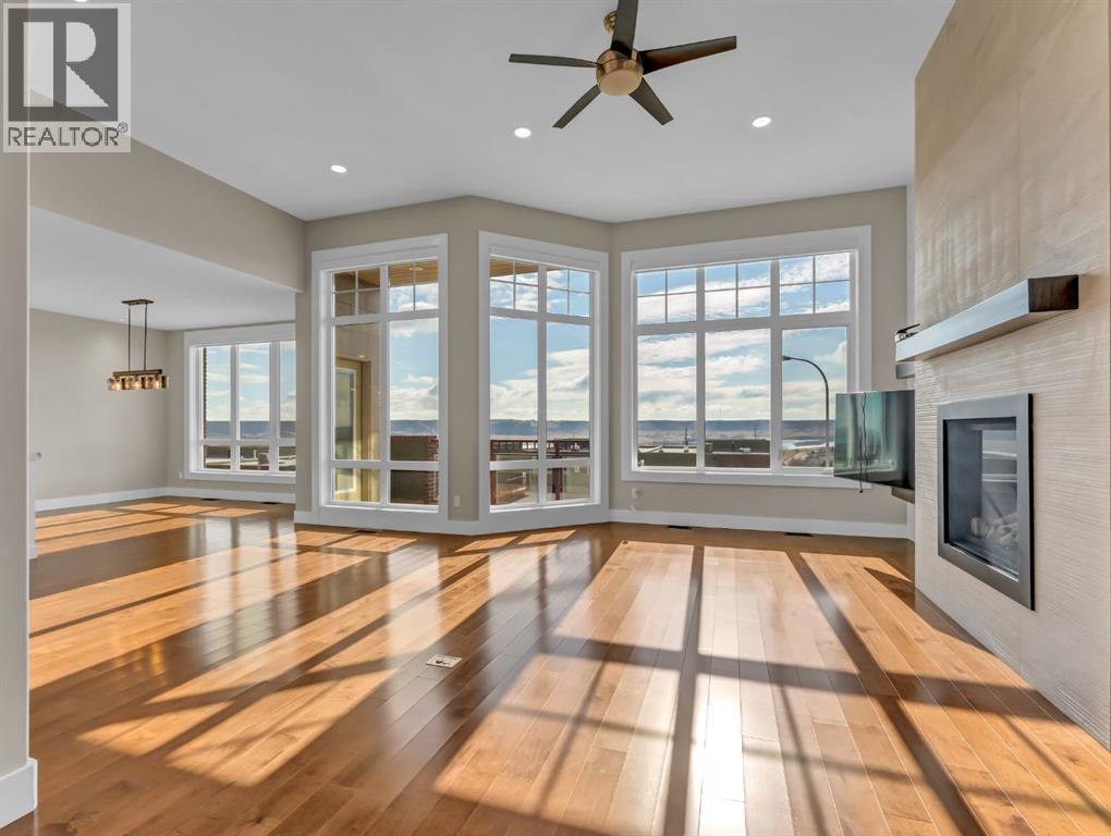 42 Palisades Lane NE, Medicine Hat, Alberta  T1C 2B4 - Photo 8 - A2299081