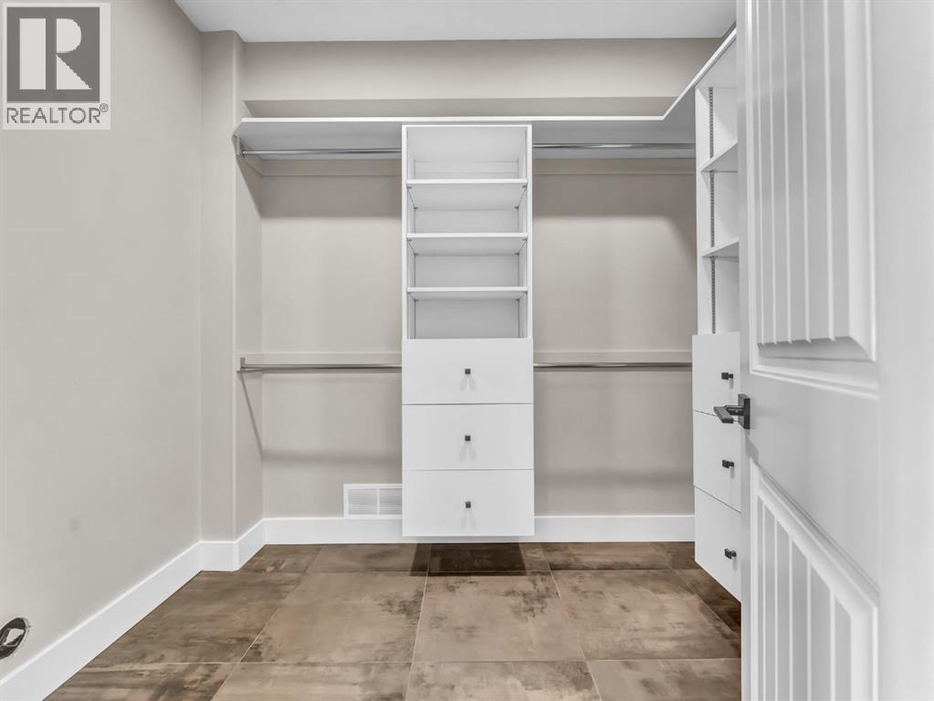 42 Palisades Lane NE, Medicine Hat, Alberta  T1C 2B4 - Photo 37 - A2299081