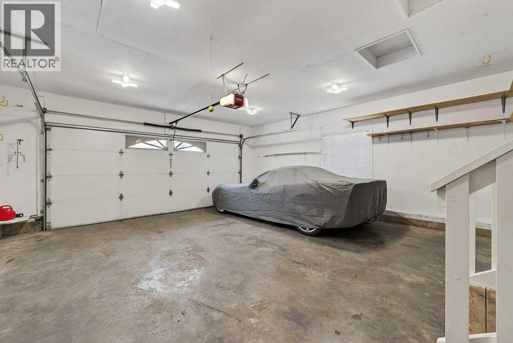 137 Simcrest Heights SW, Calgary, Alberta  T3H 4K2 - Photo 27 - A2298291