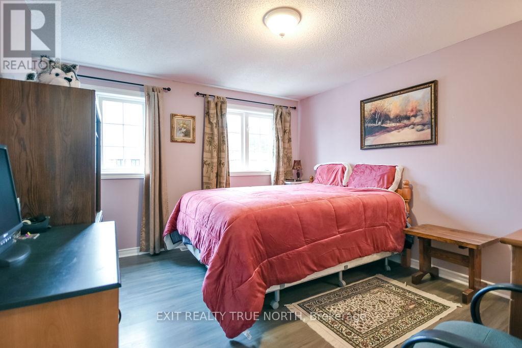 357 Dunsmore Lane, Barrie, Ontario  L4M 7B1 - Photo 13 - S12989992