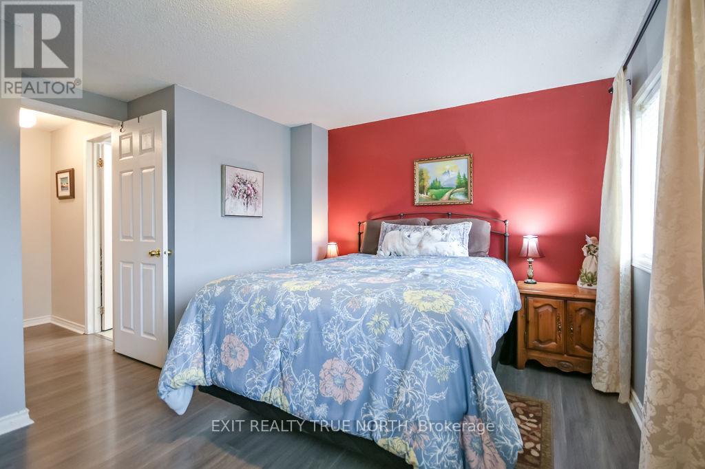 357 Dunsmore Lane, Barrie, Ontario  L4M 7B1 - Photo 18 - S12989992