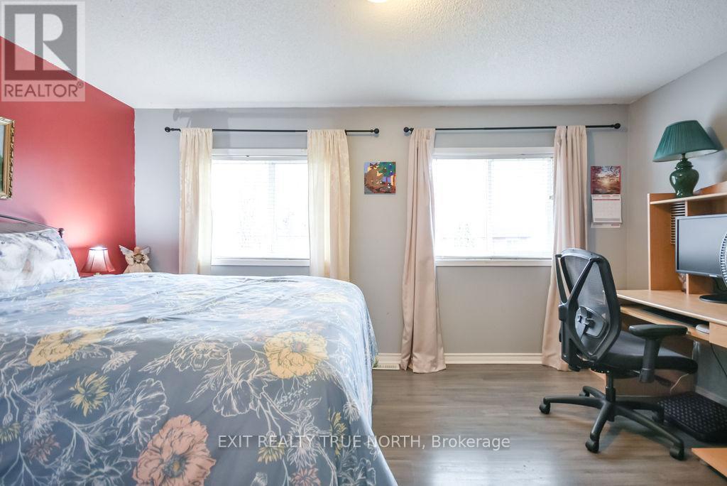 357 Dunsmore Lane, Barrie, Ontario  L4M 7B1 - Photo 17 - S12989992